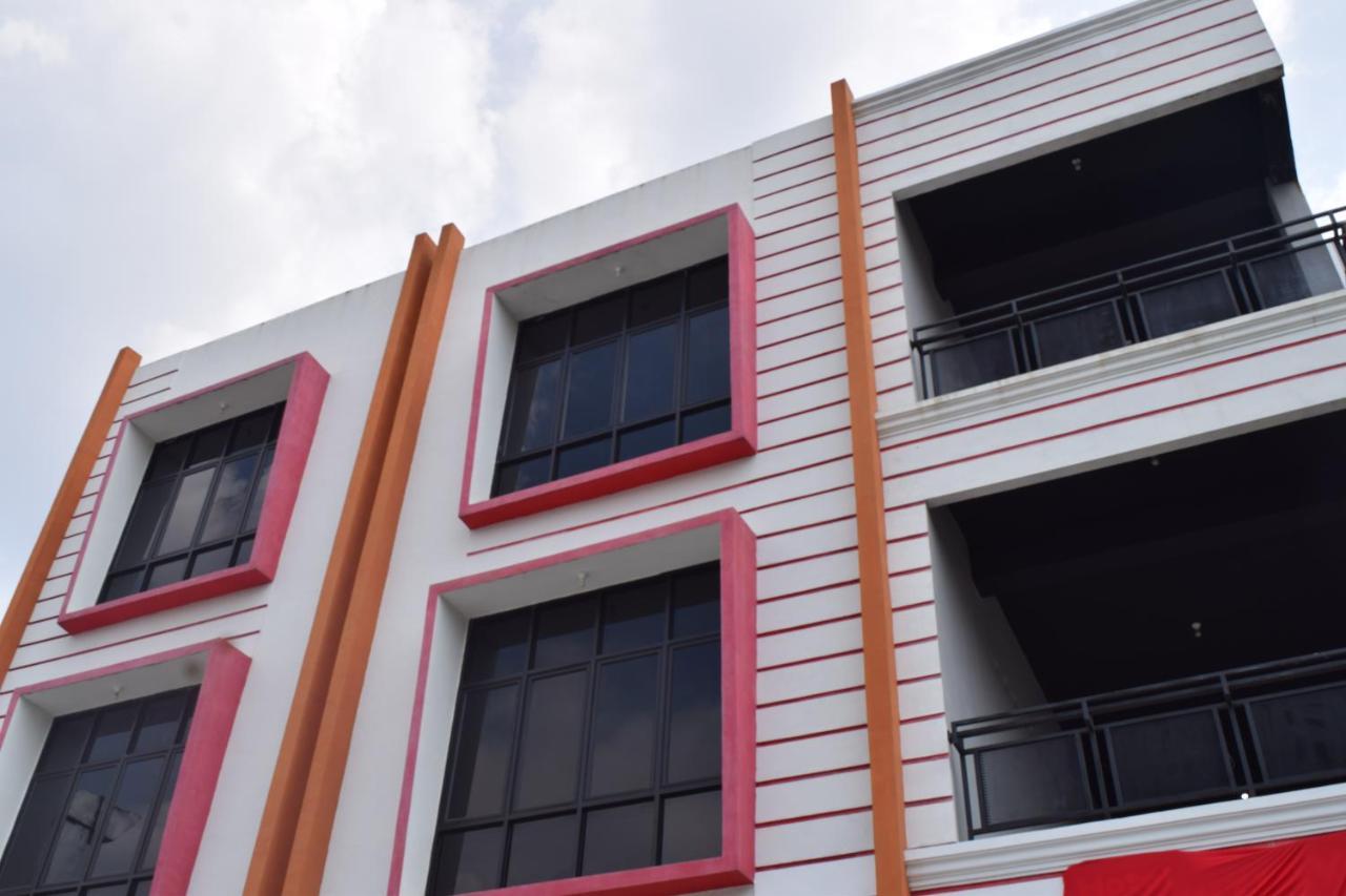 Hotel Sriwijaya 99 Palembang Exterior foto