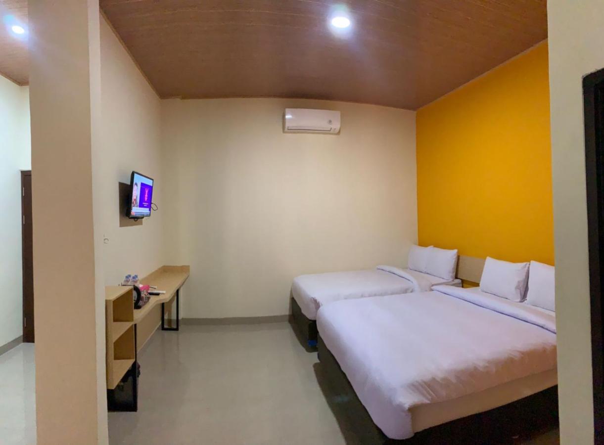 Hotel Sriwijaya 99 Palembang Exterior foto